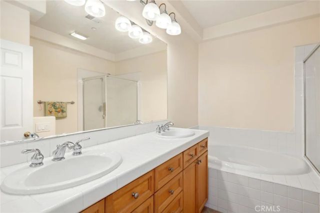 9 Bonsall 61, Irvine, CA 92602