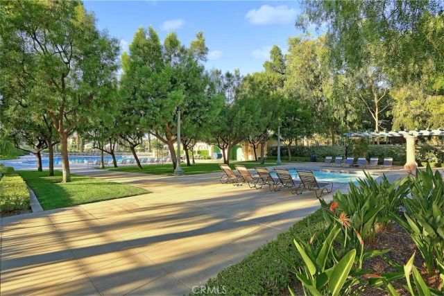 9 Bonsall 61, Irvine, CA 92602