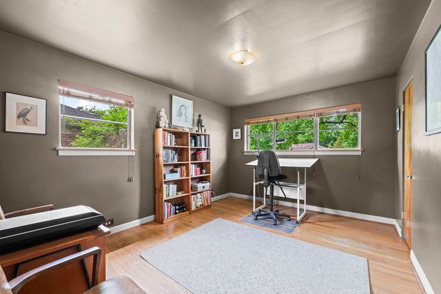 215 N Lincoln Lane, Arlington Heights, IL 60004