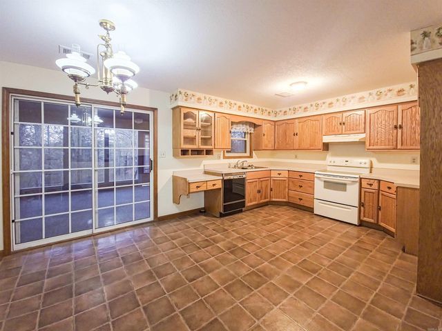 212 Rock Hill Road, Fairfield Bay, AR 72088