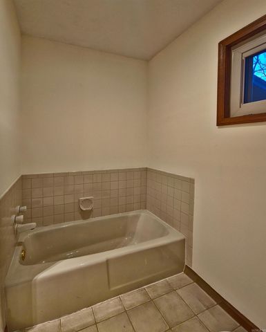 212 Rock Hill Road, Fairfield Bay, AR 72088