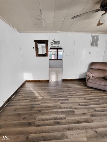 918 W 4th Street, Greenfield, IN 46140