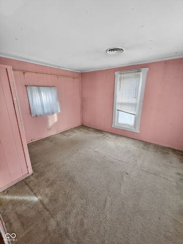 918 W 4th Street, Greenfield, IN 46140