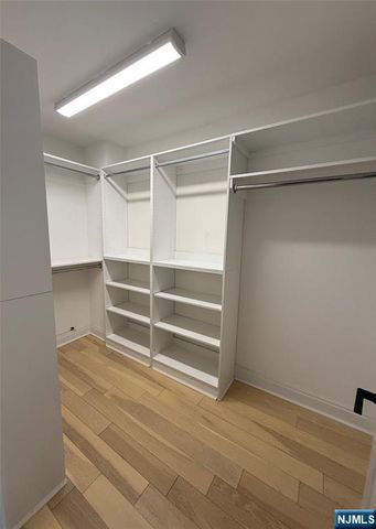 300 Winston 418, Cliffside Park, NJ 07010