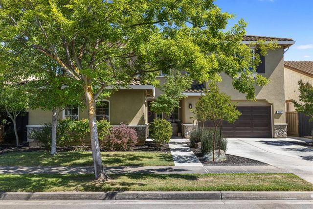 2167 Saddlebrook Way, Oakdale, CA 95361