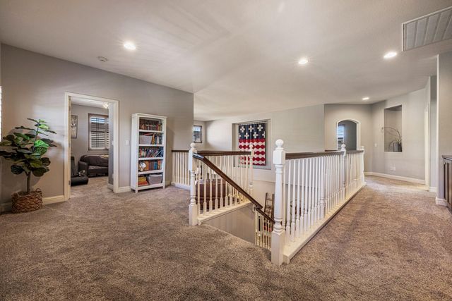 2167 Saddlebrook Way, Oakdale, CA 95361