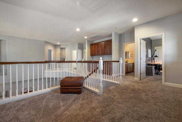 2167 Saddlebrook Way, Oakdale, CA 95361
