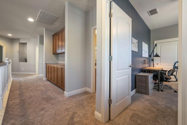 2167 Saddlebrook Way, Oakdale, CA 95361