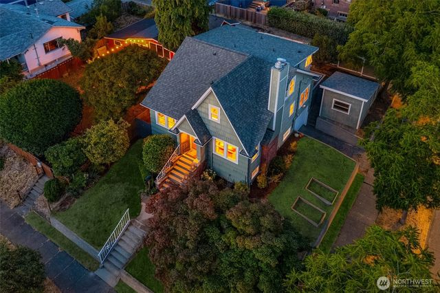3058 38th Avenue SW, Seattle, WA 98126