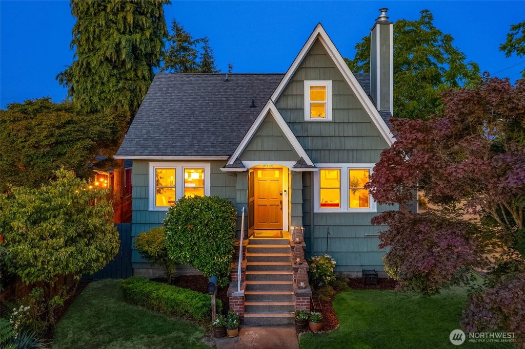 3058 38th Avenue SW, Seattle, WA 98126
