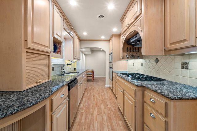 8501 Kromer ST, Austin, TX 78757