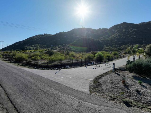 Rainbow Peaks Trail, Fallbrook, CA 92028