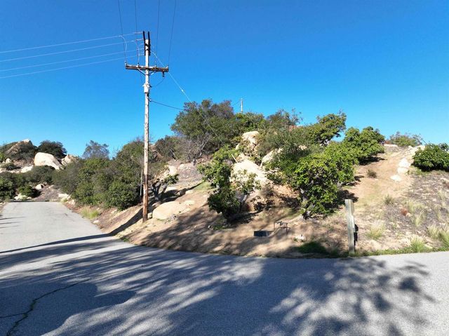 Rainbow Peaks Trail, Fallbrook, CA 92028