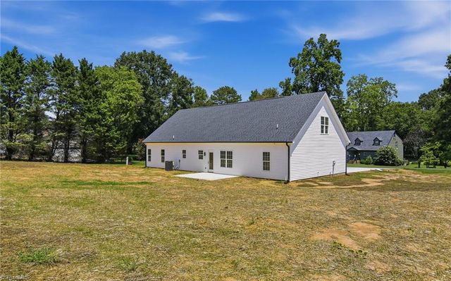116 Comanche Trail, Lexington, NC 27295