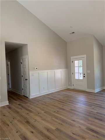 116 Comanche Trail, Lexington, NC 27295
