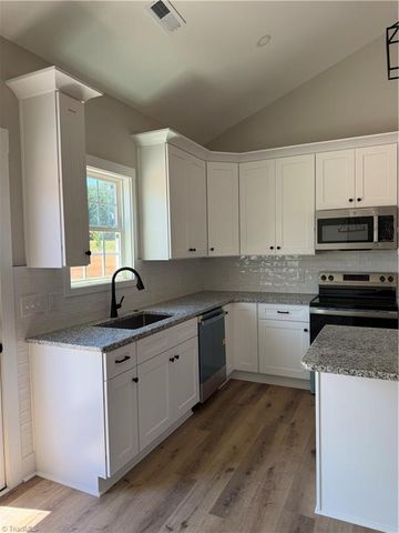 116 Comanche Trail, Lexington, NC 27295