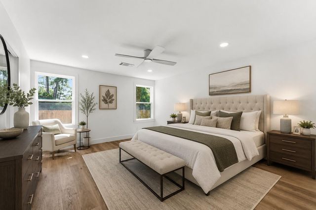 76 Woodhaven Wood Drive, The Woodlands, TX 77380