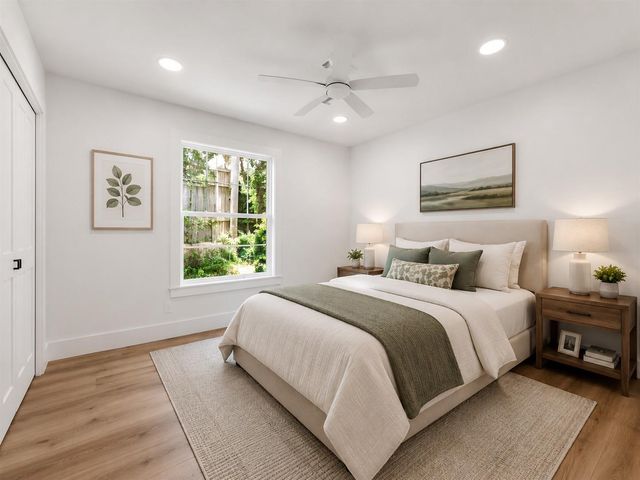 76 Woodhaven Wood Drive, The Woodlands, TX 77380