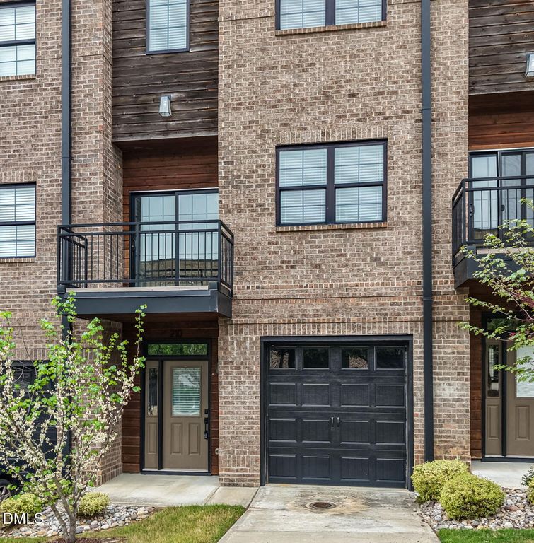 210 Asher Springs Circle, Fuquay Varina, NC 27526