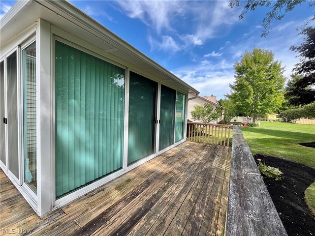 12 Surrey Lane, Geneva, OH 44041