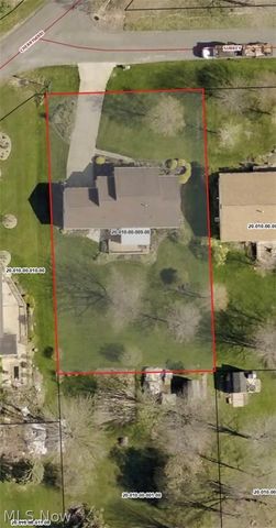 12 Surrey Lane, Geneva, OH 44041