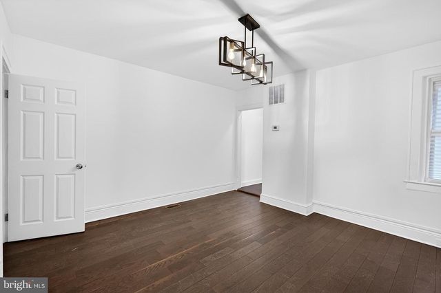 7014 BELCLARE RD, Baltimore, MD 21222