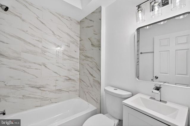 7014 BELCLARE RD, Baltimore, MD 21222