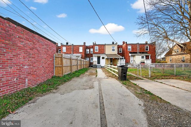 7014 BELCLARE RD, Baltimore, MD 21222