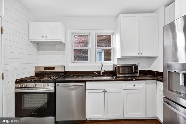 7014 BELCLARE RD, Baltimore, MD 21222