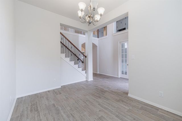 17136 Knoll Dale Trail, Conroe, TX 77385