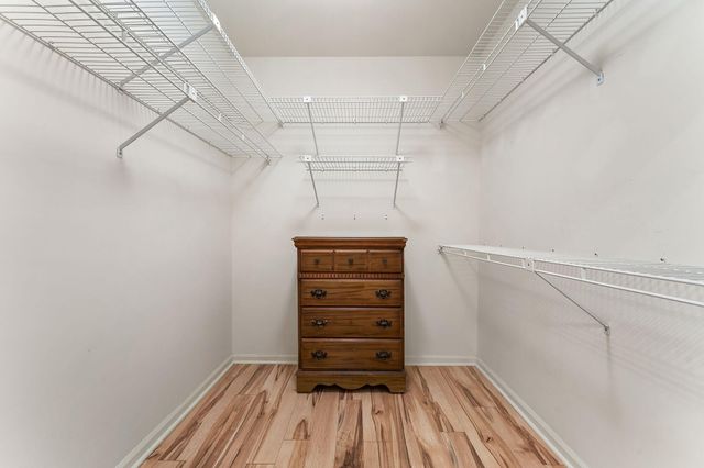 910 Ridge Road 203, Munster, IN 46321