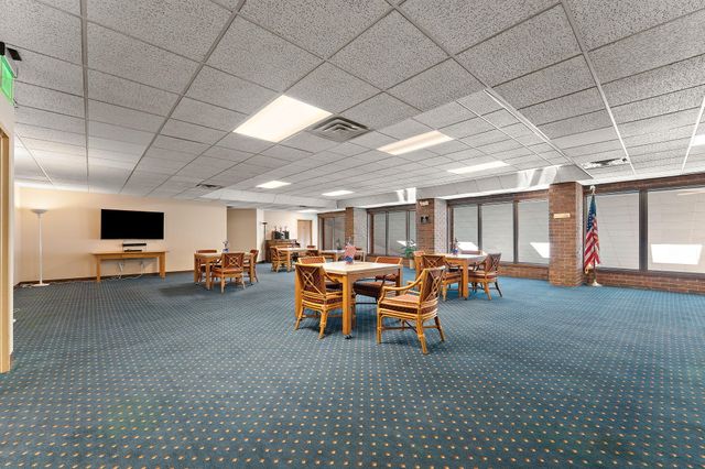 910 Ridge Road 203, Munster, IN 46321