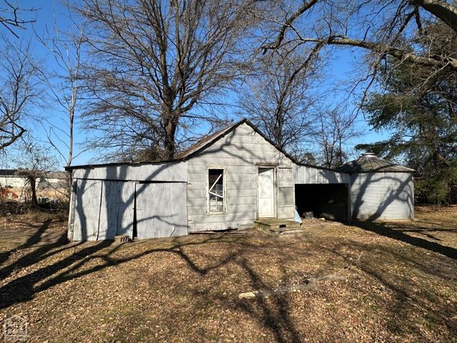 2004 Highway 18, Lake City, AR 72437