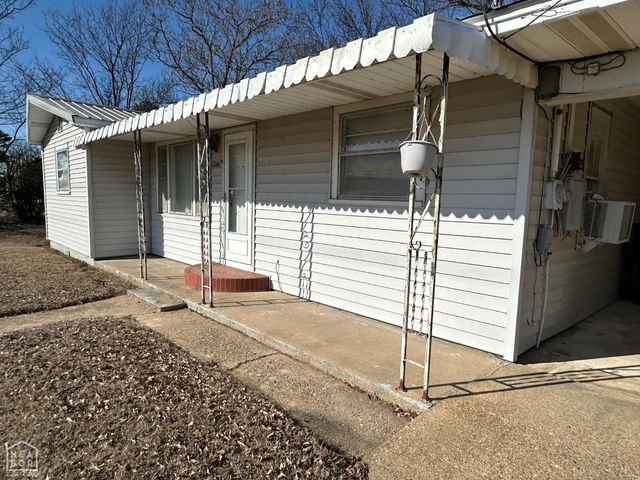 2004 Highway 18, Lake City, AR 72437