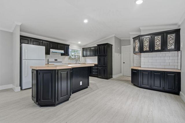 276 County Road 4882 S, Dayton, TX 77535