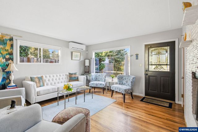 830 Kumler St SE, Salem, OR 97302