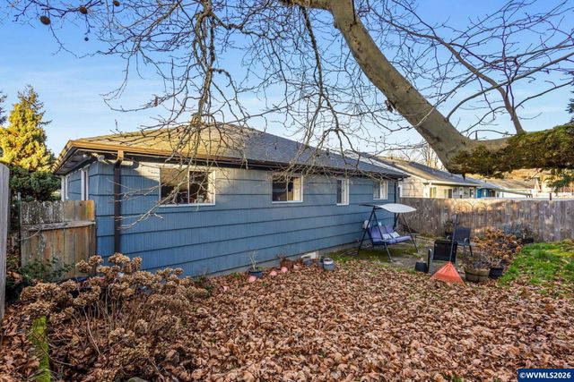 830 Kumler St SE, Salem, OR 97302