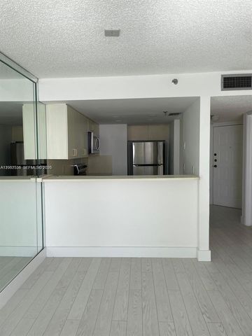 5880 Collins Ave 1006, Miami Beach, FL 33140
