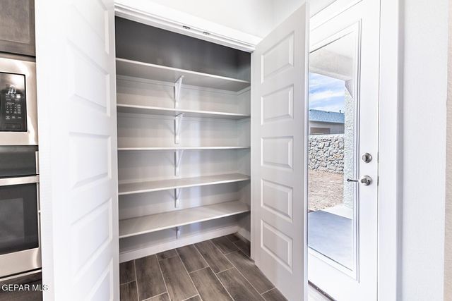 3804 Peak Place, El Paso, TX 79938