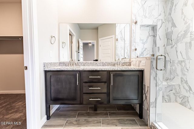 3804 Peak Place, El Paso, TX 79938