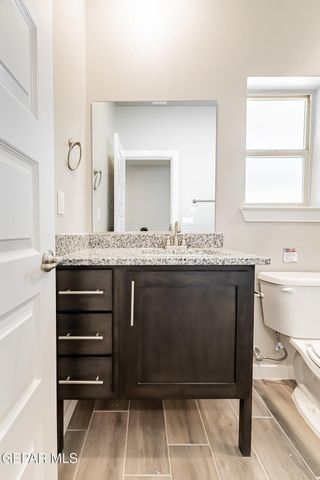 3804 Peak Place, El Paso, TX 79938