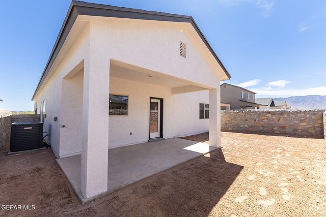 3804 Peak Place, El Paso, TX 79938