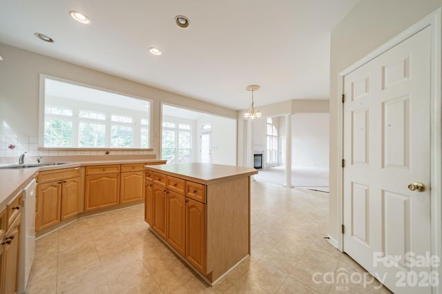 10805 Wilklee Drive, Charlotte, NC 28277
