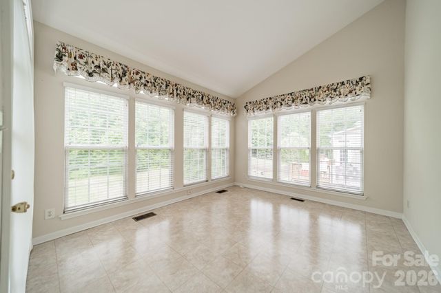 10805 Wilklee Drive, Charlotte, NC 28277