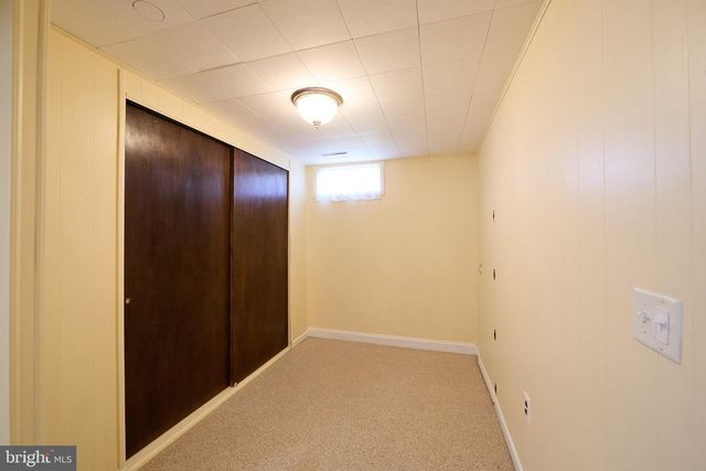 914 QUAIL LN, Newark, DE 19711