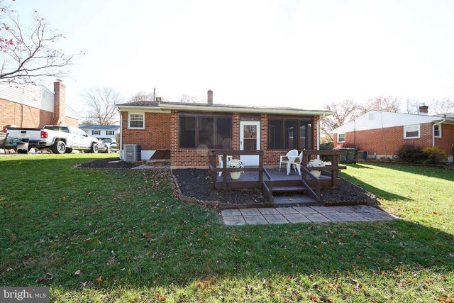 914 QUAIL LN, Newark, DE 19711