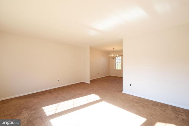 914 QUAIL LN, Newark, DE 19711