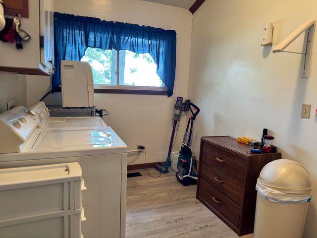 22455 County Road 203, Wheatland, MO 65779