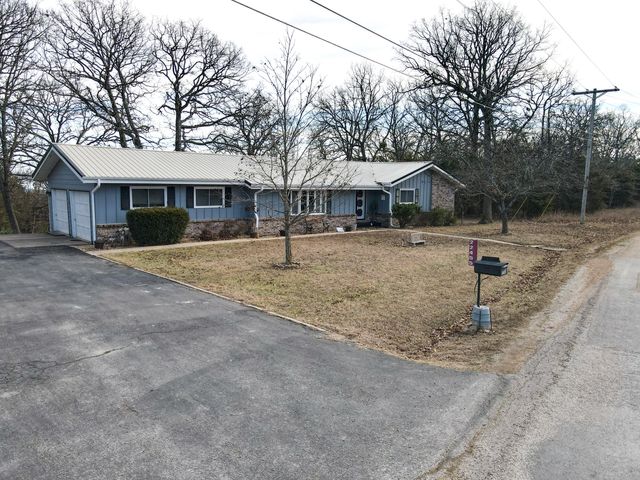 22455 County Road 203, Wheatland, MO 65779
