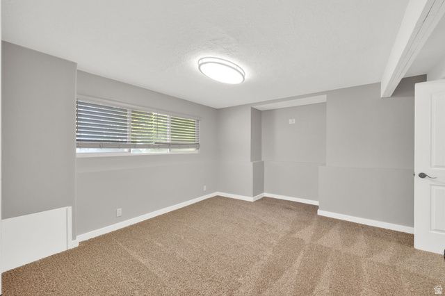5568 W GOLDEN GATE CIR, West Jordan, UT 84081